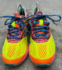Tênis de corrida Asics Gel-Noosa Tri 10 feminino tamanho 7 EUA T580N multicolorido 7016 comprar usado  Enviando para Brazil