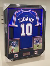 Camiseta Beckett Zinedine Zidane LED exclusiva assinada com moldura Copa do Mundo França certificado de autenticidade comprar usado  Enviando para Brazil