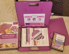 Crafter's Companion The Ultimate Tool faz mais de 27 designs, estojo, DVD e muito mais. comprar usado  Enviando para Brazil