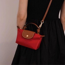 Mini borsa tracolla usato Mini borsa tracolla usato  Spedire a Italy