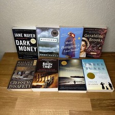 Lot paperback books for sale  San Antonio