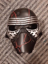 Máscara de brinquedo de Halloween infantil Star Wars Kylo Ren comprar usado Máscara de brinquedo de Halloween infantil Star Wars Kylo Ren comprar usado  Enviando para Brazil