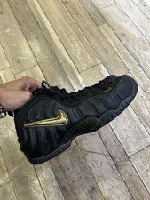 Size 9.5 nike for sale  Brooklyn