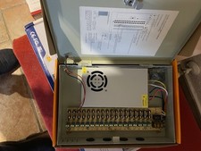 Alimentatore per telecamere usato  Roma