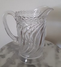 Jarro incolor transparente espiral EAPG vidro dos EUA 15085 comprar usado Jarro incolor transparente espiral EAPG vidro dos EUA 15085 comprar usado  Enviando para Brazil