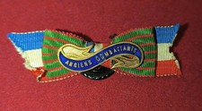 Insigne boutonnière anciens d'occasion  Brive-la-Gaillarde