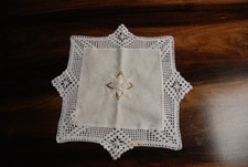 Tischdecke klein sternenform gebraucht kaufen Tischdecke klein sternenform gebraucht kaufen  Burbach