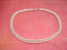 Collier chaine tour d'occasion  Villiers-sur-Marne