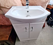 Bathroom floorstanding basin for sale  RINGWOOD
