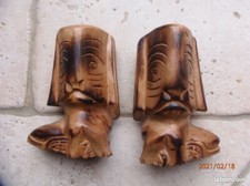 Paire chien sculptés d'occasion  Saint-Ambroix