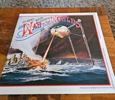 War worlds double for sale  HULL
