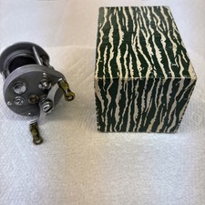 Pflueger supreme vintage for sale  Tower