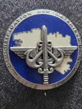 Insigne militaire centre d'occasion Insigne militaire centre d'occasion  Illzach