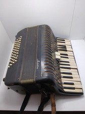 Fisarmonica ariston bassi usato  Valvestino