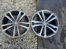 Golf alloy wheels for sale  CROYDON