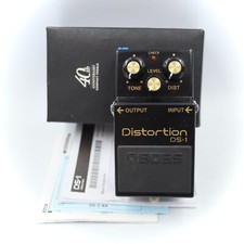 BOSS DS-1-4A distorção edição de 40º aniversário com pedal de efeitos caixa original comprar usado  Enviando para Brazil
