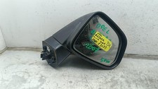 Specchietto retrovisore destro usato  Italia