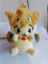 Peluche pikachu déguisé d'occasion  Aurillac