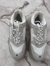 Balenciaga triple usato  Cavarzere