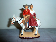 Tres ancien santon d'occasion Tres ancien santon d'occasion  Saintes-Maries-de-la-Mer