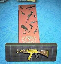 Pin de arma arabesca dourado AK-47 - Counter-Strike CSGO (CS2) Shanghai Major, usado comprar usado  Enviando para Brazil
