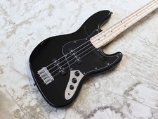 Baixo Squier Affinity Jazz usado escala de bordo preto/M com estojo macio comprar usado  Enviando para Brazil