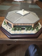 Danbury Mint Dean E. Smith Center Model, usado comprar usado  Enviando para Brazil
