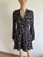 Robe noire fleurie d'occasion  Void-Vacon