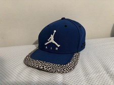 Cappellino jordan jumpman usato  Martina Franca