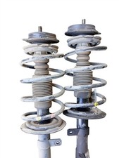 Ammortizzatore anteriore destr usato Ammortizzatore anteriore destr usato  Italia