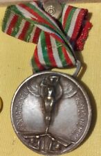 Medaglia vittoria alata usato  Cosenza