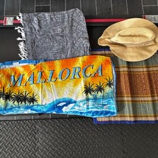 Bundle beach towels for sale  HATFIELD