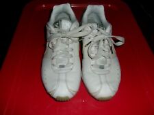 Tênis de corrida Nike Shox 343907-111 Classic II branco prata feminino tamanho 7,5 M comprar usado  Enviando para Brazil