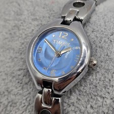 Relógio Timex Feminino 22mm Tom Prata Mostrador Redondo Azul Nova Bateria 7,5 Polegadas comprar usado  Enviando para Brazil