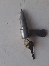 Maniglia chiusura cofano usato Maniglia chiusura cofano usato  Stornarella