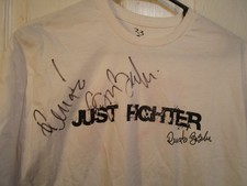 Camiseta RENATO BABALU assinada à mão MMA artes marciais mistas tamanho grande comprar usado  Enviando para Brazil