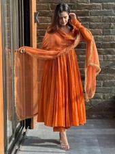 Usado, Kurta bordado feminino MUSLIN com calça e Dupatta comprar usado  Enviando para Brazil