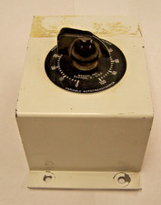 Transformador variável STACO ENERGY tipo variável 171 0-120VAC 1.75 A 50/60 hz comprar usado Transformador variável STACO ENERGY tipo variável 171 0-120VAC 1.75 A 50/60 hz comprar usado  Enviando para Brazil