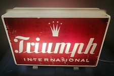 Vintage Anos 90 Luz Publicitária Logotipo Luminoso "Triumph International" Raro comprar usado  Enviando para Brazil