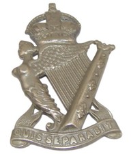 Cap badge royal d'occasion  Isigny-sur-Mer