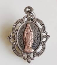 Ancienne medaille pendentif d'occasion  Limoges-