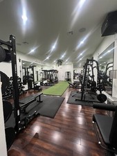Commercial gym equipment for sale  North Hollywood