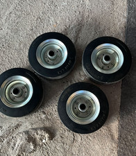 Rad vollgummi 200 gebraucht kaufen Rad vollgummi 200 gebraucht kaufen  Ahrensburg