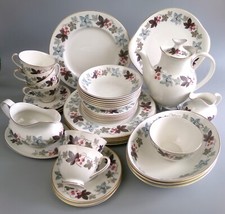 Royal doulton dinner for sale  RUISLIP