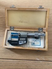 Micrometro elettronico millesi usato  Italia