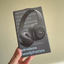 Wireless headphones new for sale  Salem
