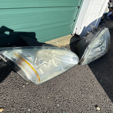 Headlights ford focus for sale  FARNBOROUGH