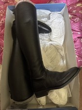 Niro showing boots for sale  ABERDARE