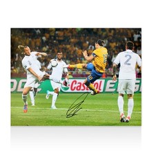 Zlatan ibrahimovic signed for sale  UK