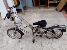 dahon usato dahon usato Latina